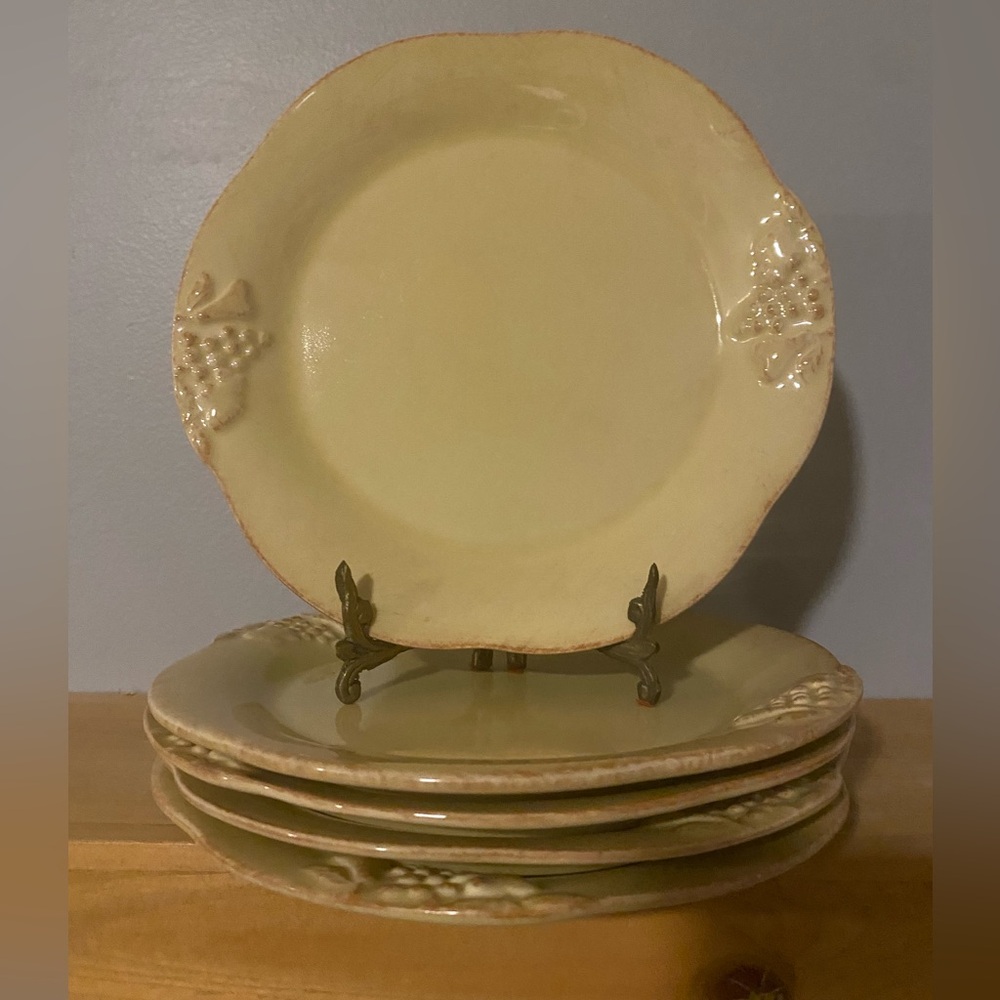 Casafina Madeira Harvest Dijon Gold ceramic salad plate. (Set of 6)